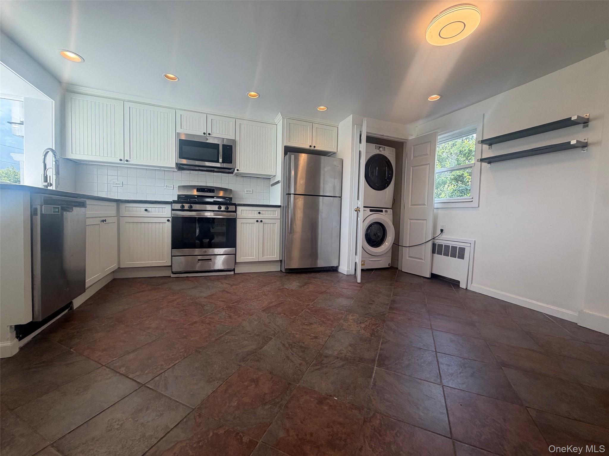 3 Hewlett Street Property Photo 5