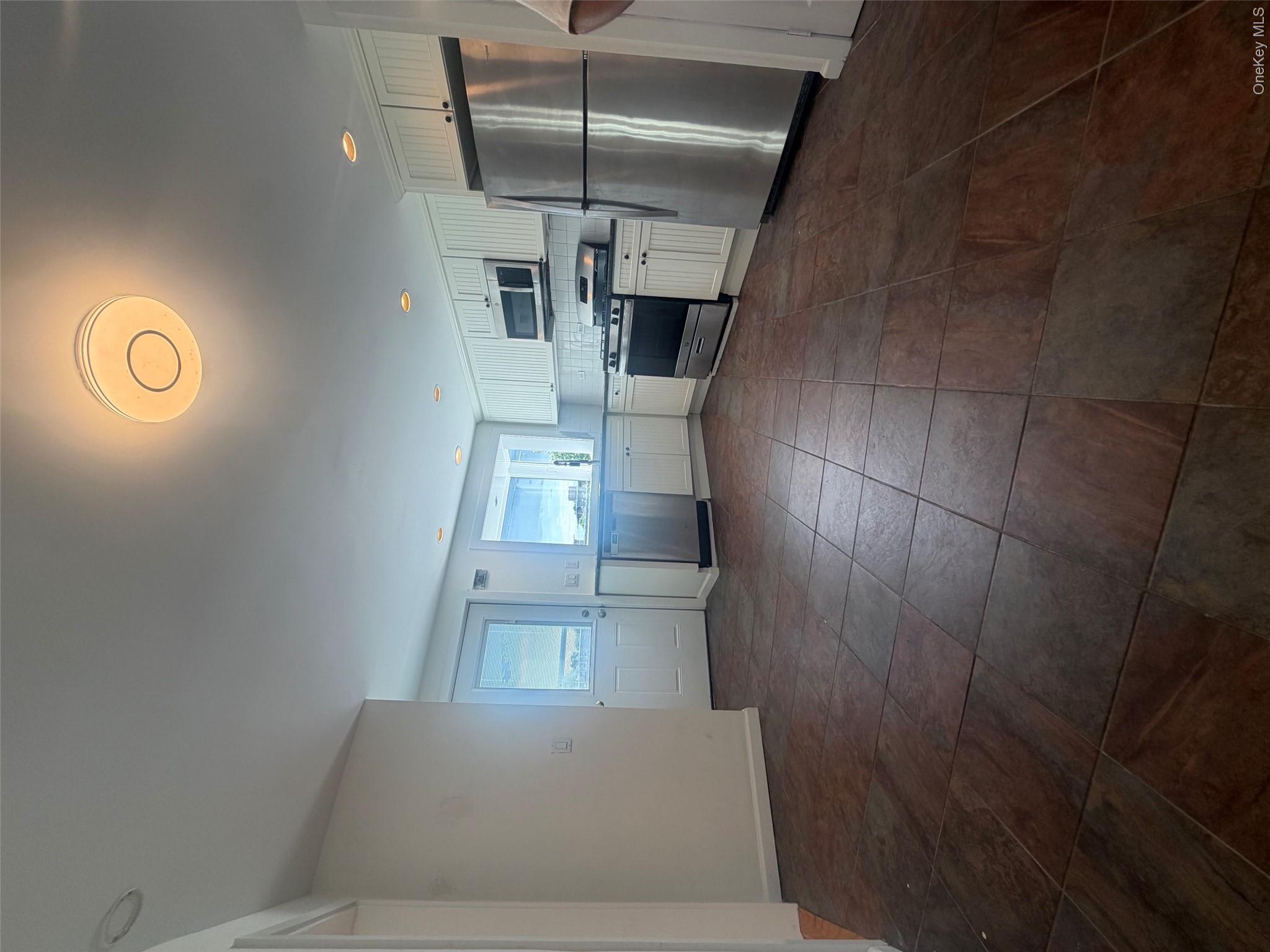 3 Hewlett Street Property Photo 6