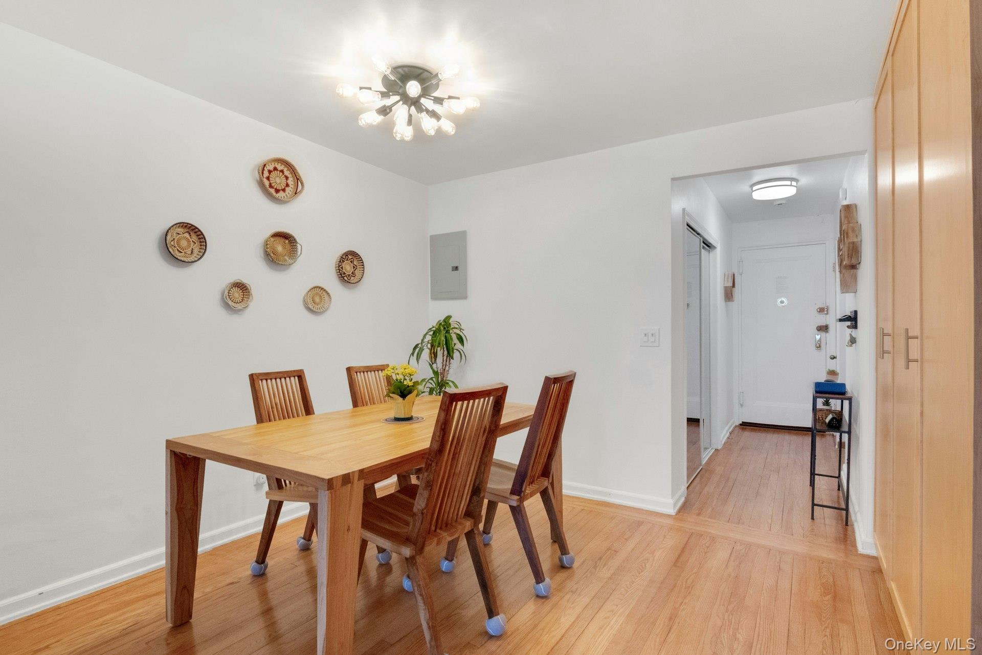 445 W 240th Street 6a Property Photo 10