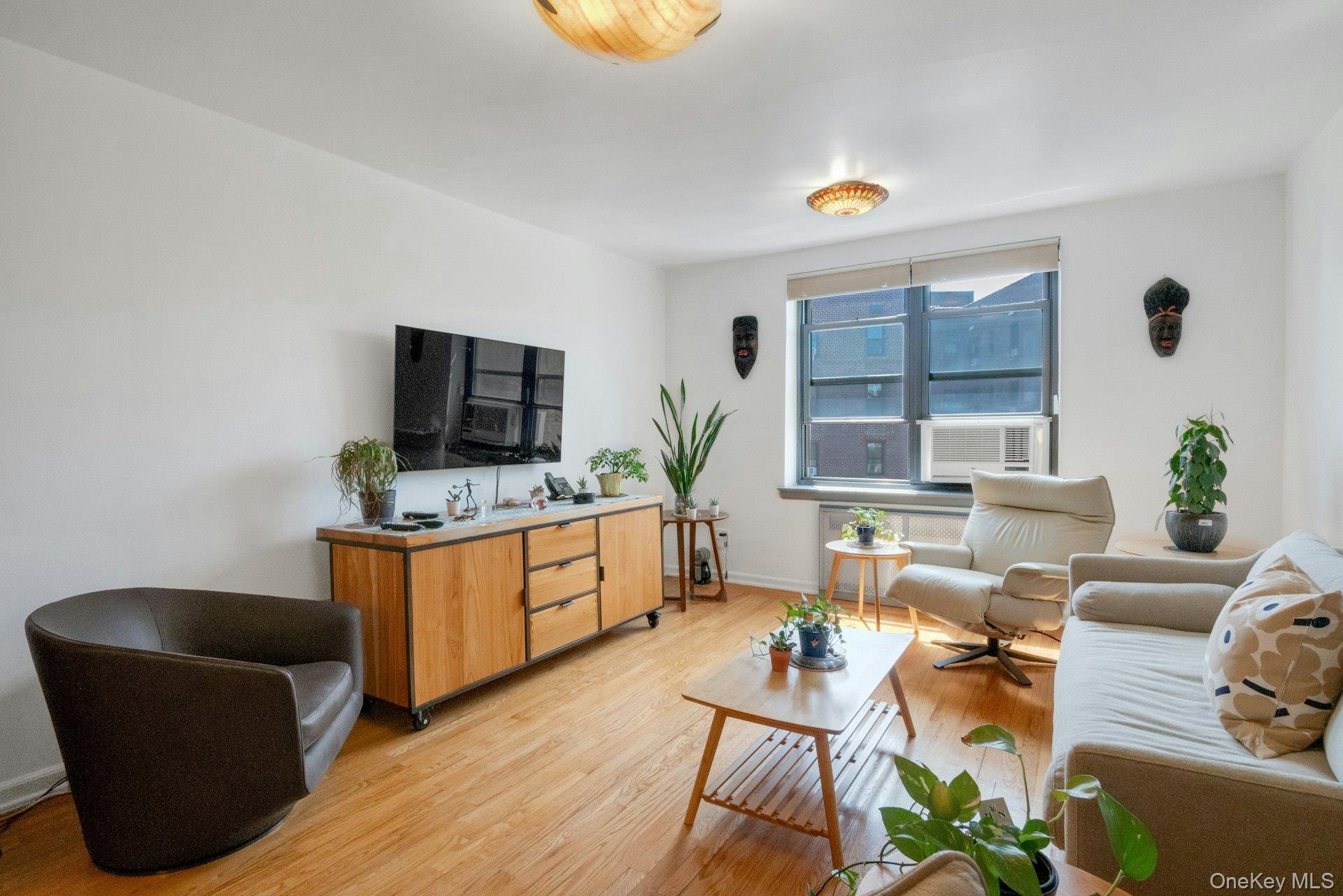 445 W 240th Street 6a Property Photo 13