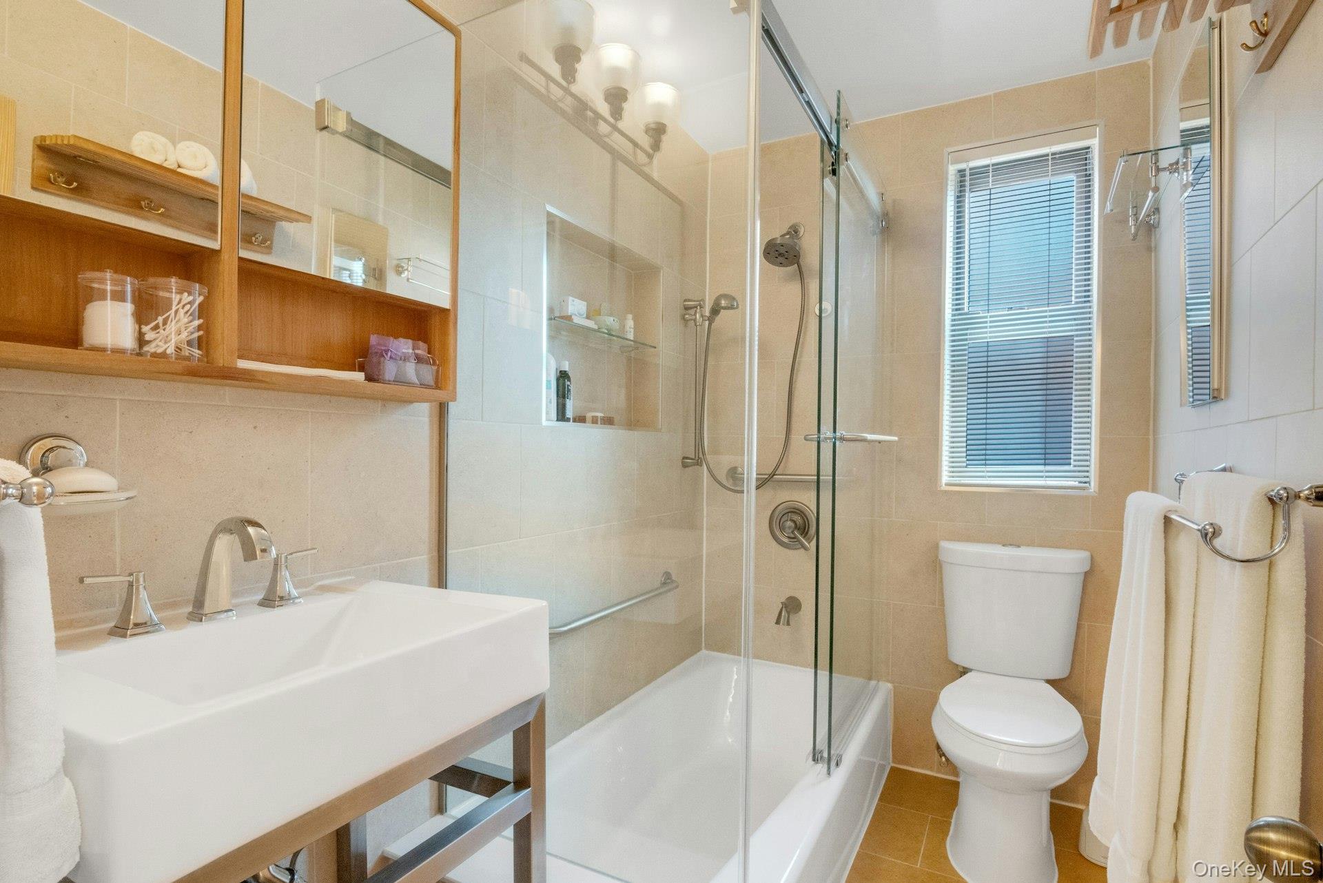 445 W 240th Street 6a Property Photo 19
