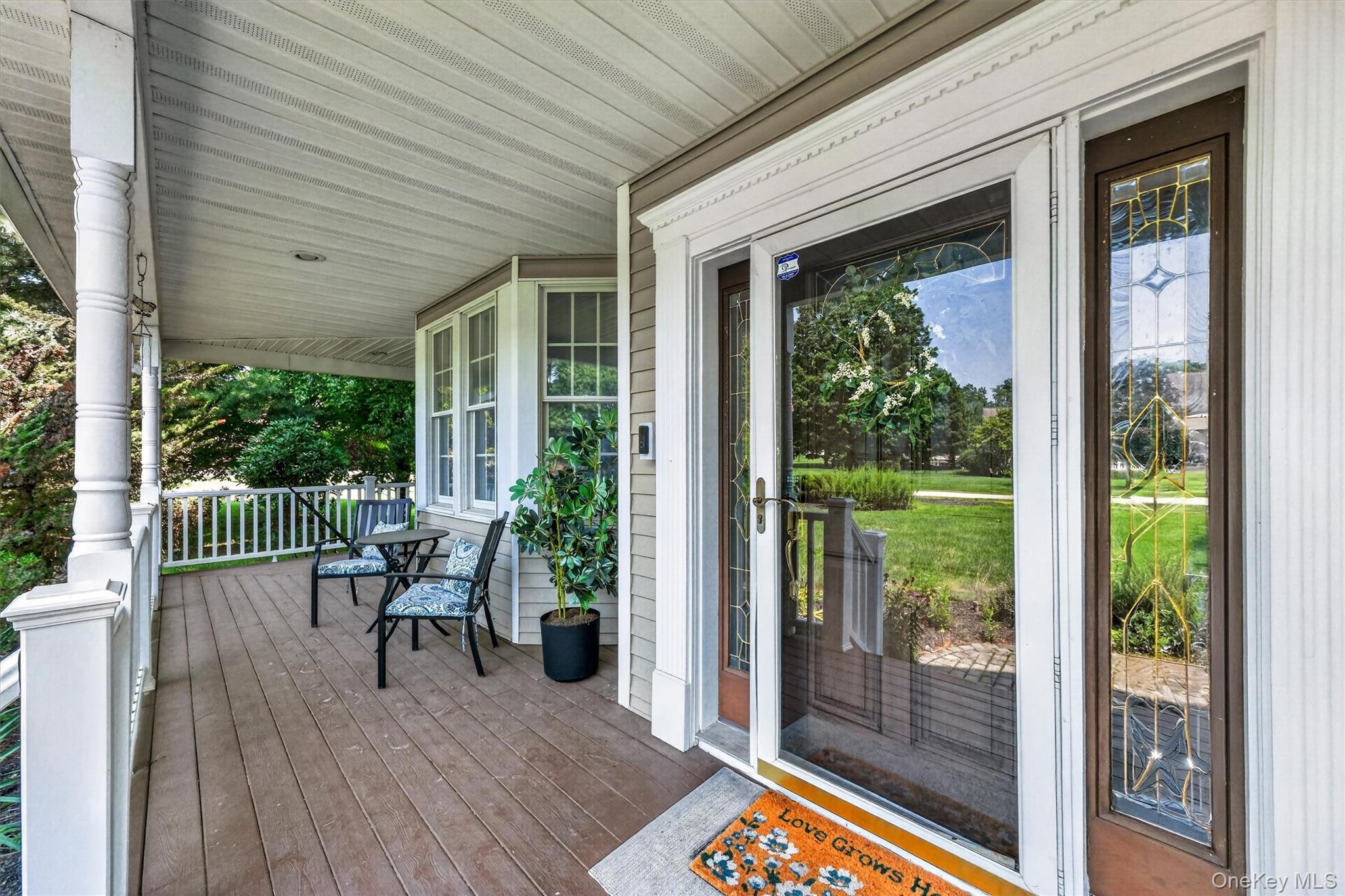 8 Angela Court Property Photo 4