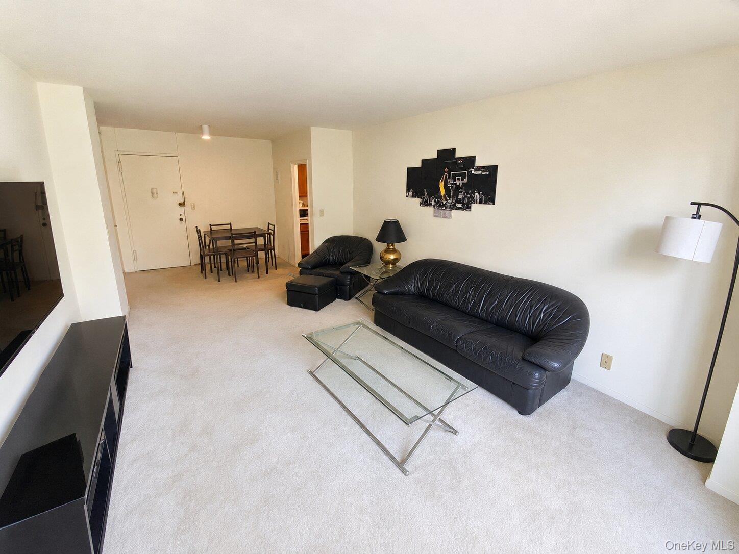 26910 Grand Central Parkway 4m Property Photo 2