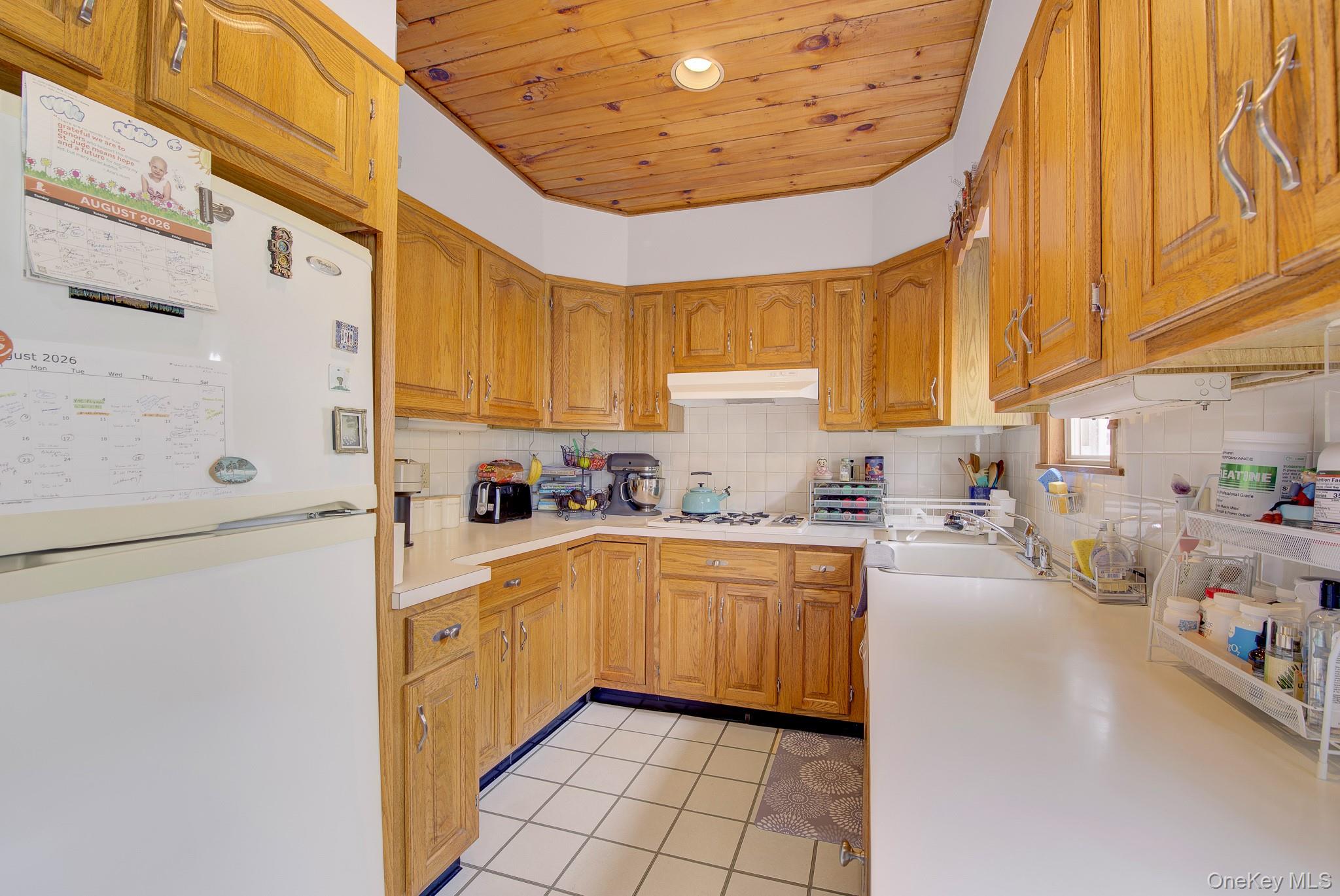 342 E Walnut Street Property Photo 14