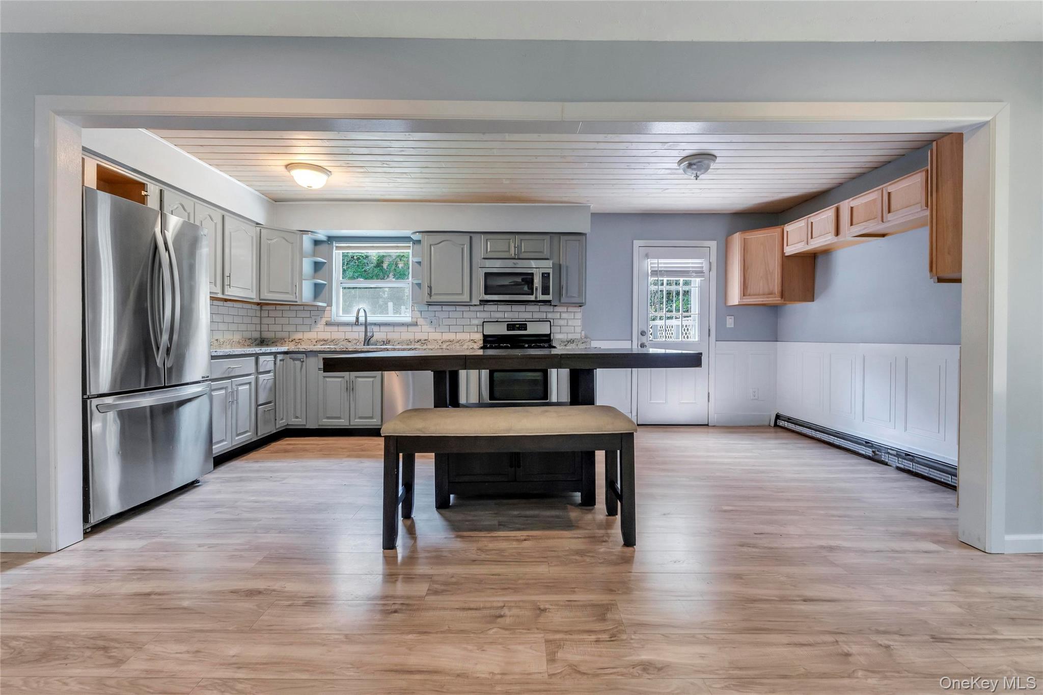 14 Seaside Avenue Property Photo 9