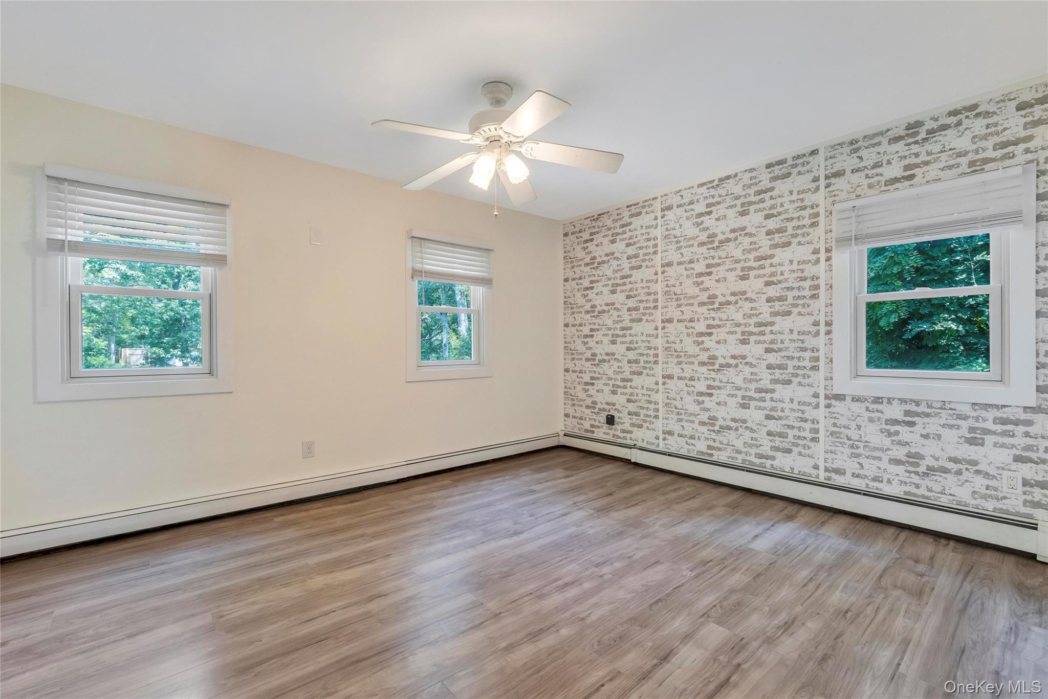 14 Seaside Avenue Property Photo 18