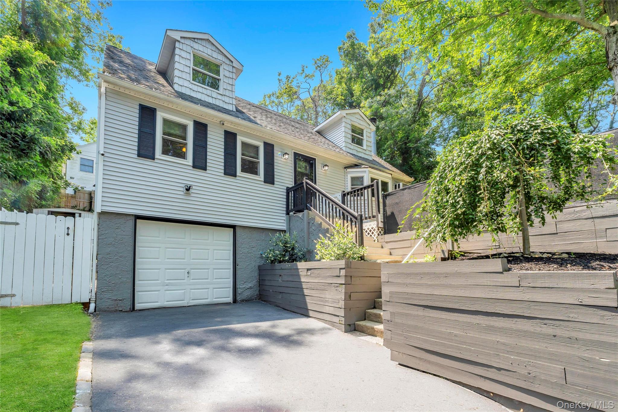 14 Seaside Avenue Property Photo 28
