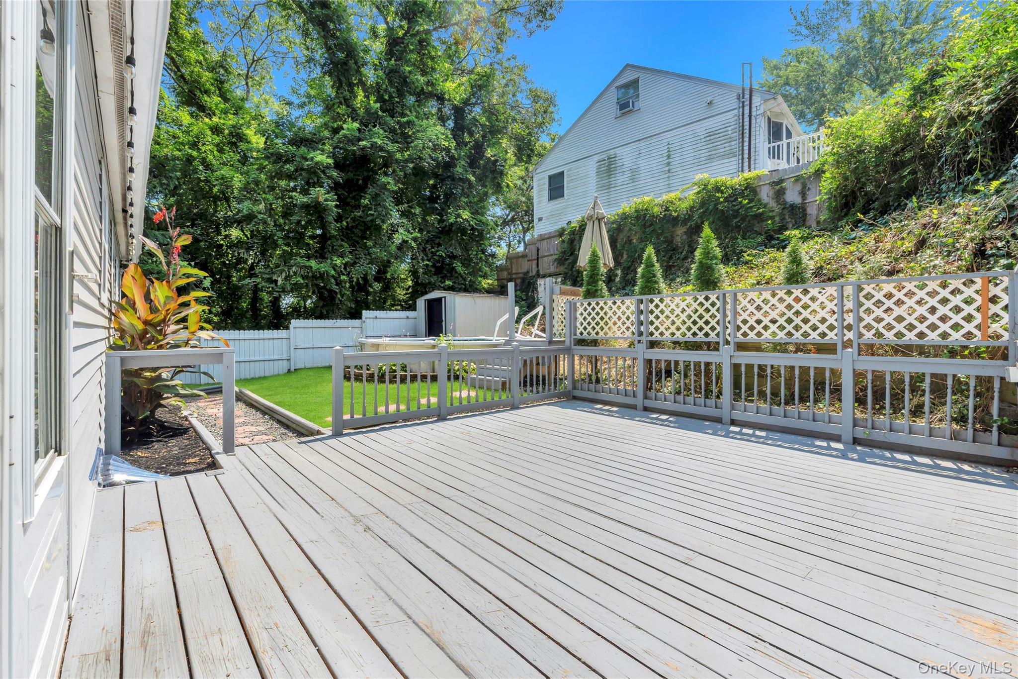 14 Seaside Avenue Property Photo 32