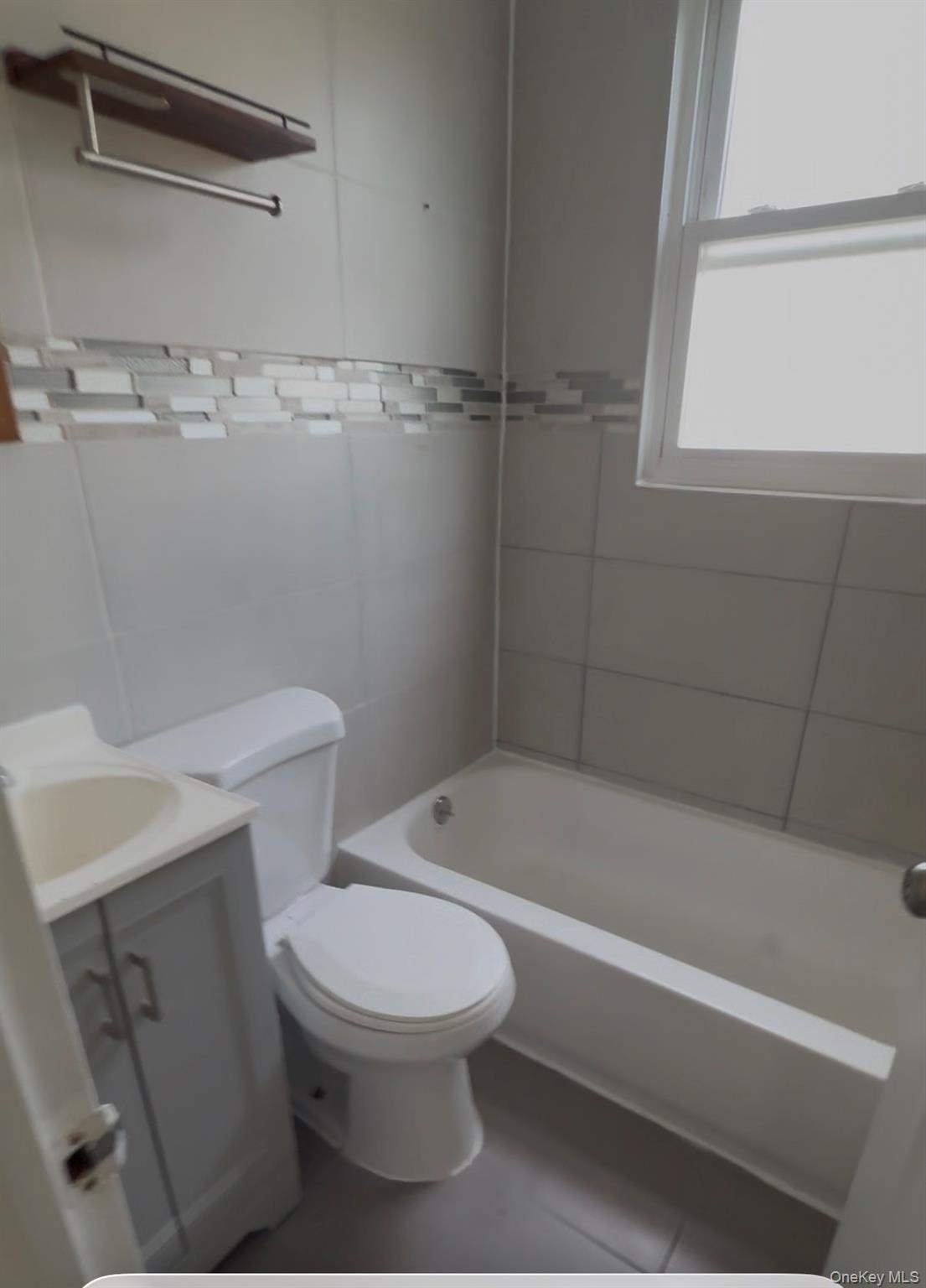 112-30 Rockaway Beach Blvd Property Photo 6