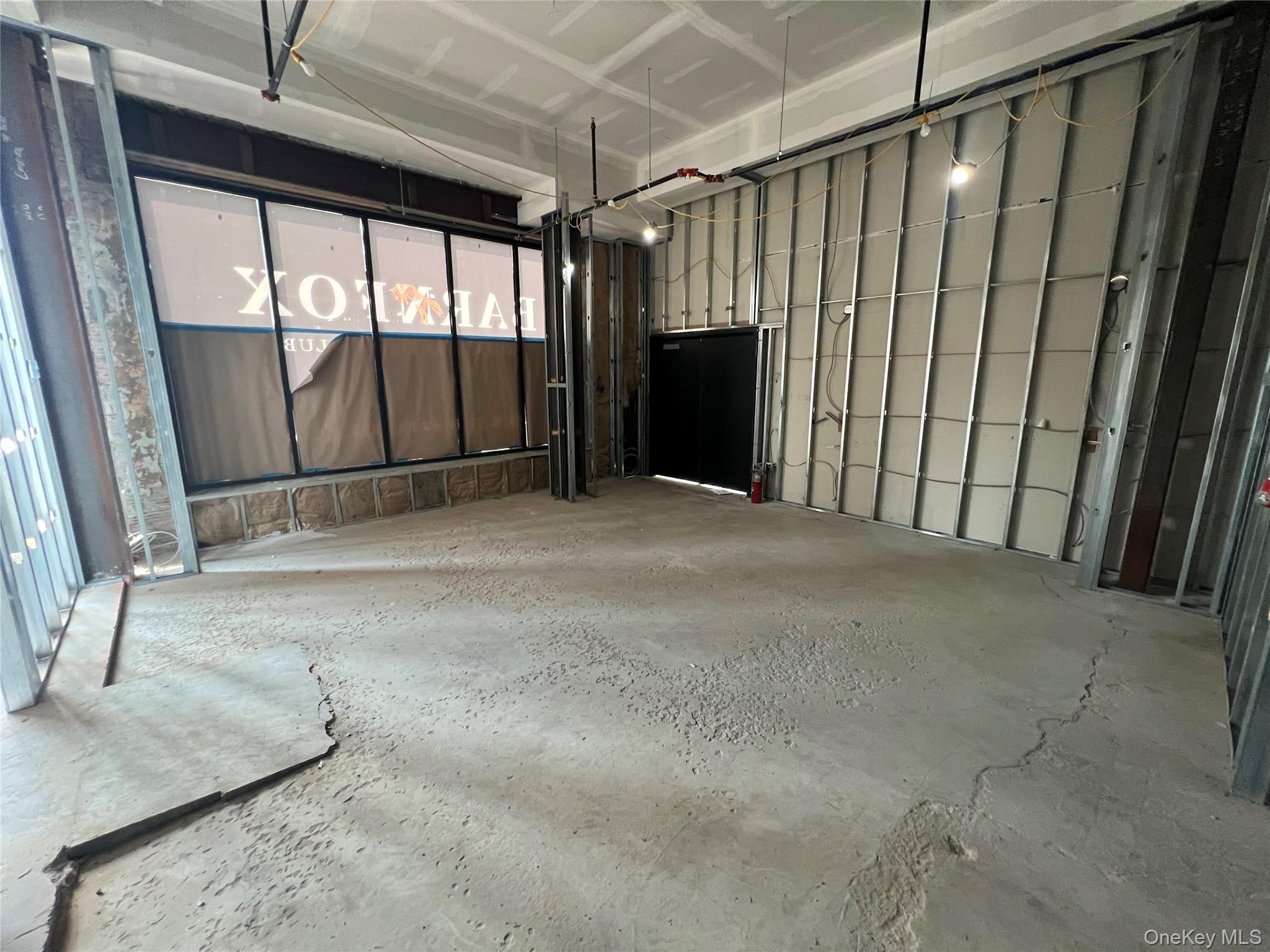 37 Academy Property Photo 5