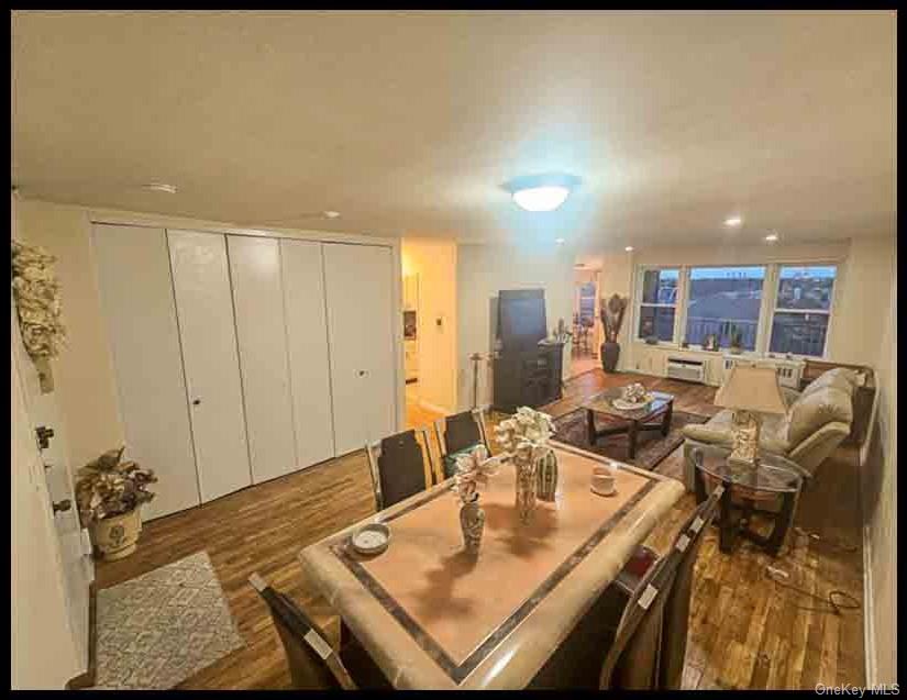 666 Shore #4j Property Photo 8