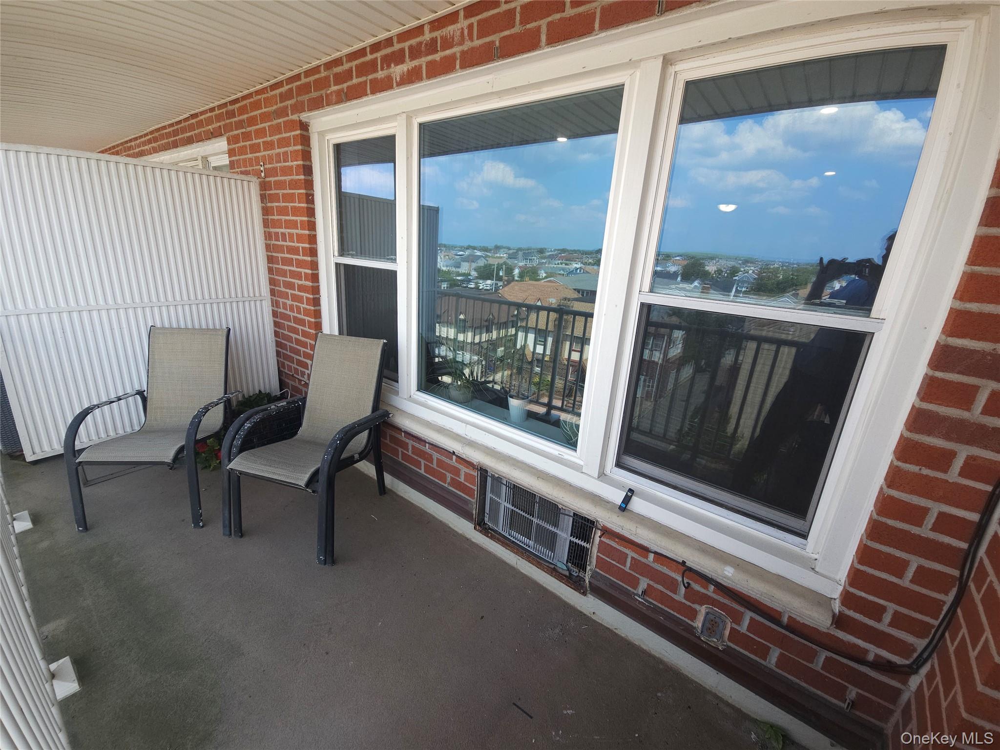 666 Shore #4j Property Photo 23