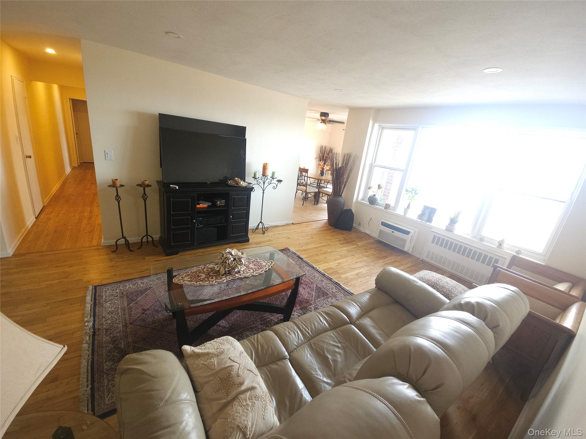 666 Shore #4j Property Photo 33