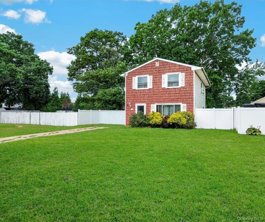 60 Lincoln Avenue Property Photo 2