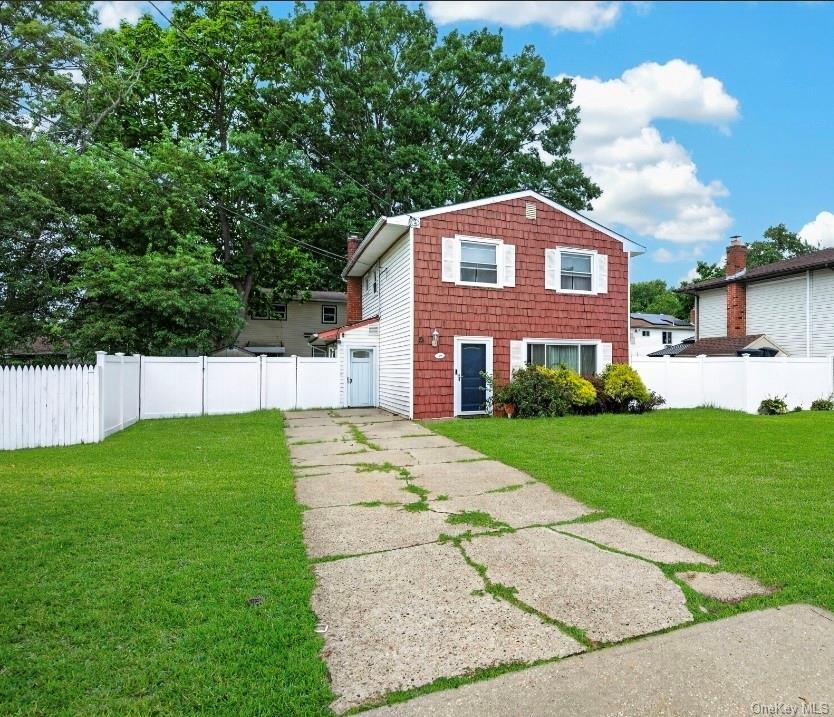 60 Lincoln Avenue Property Photo 3