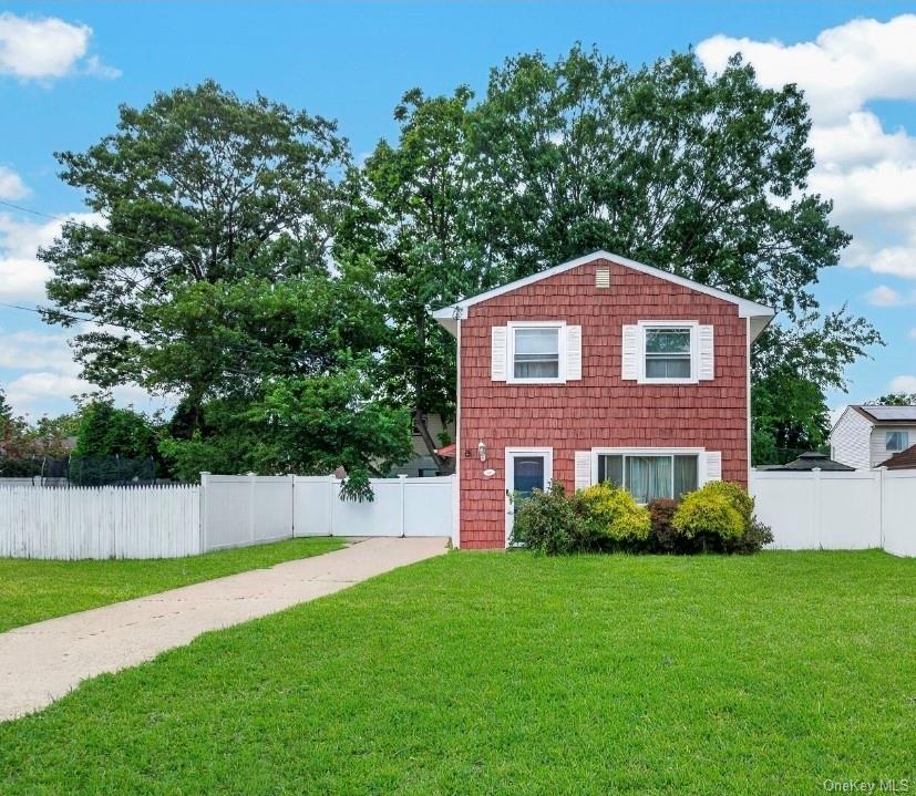 60 Lincoln Avenue Property Photo 4