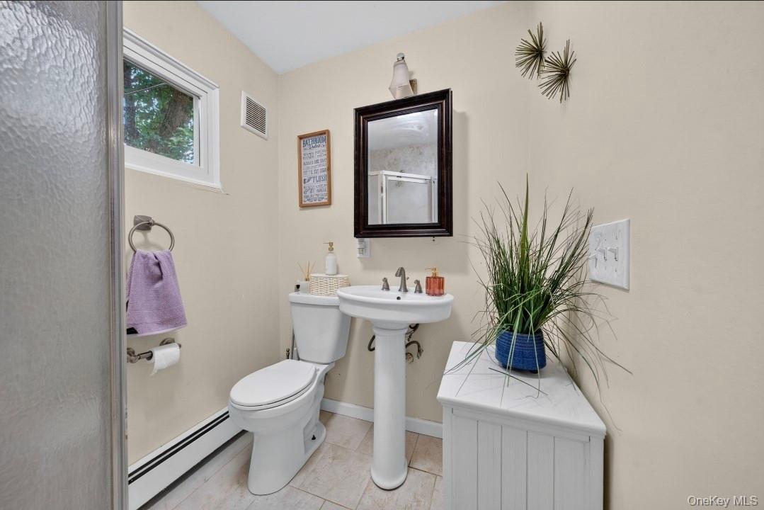 60 Lincoln Avenue Property Photo 18
