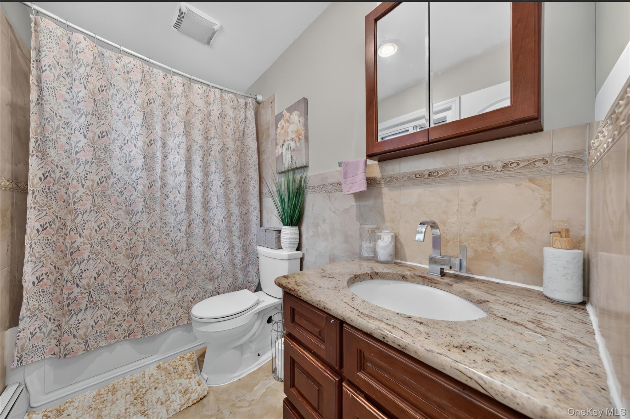 60 Lincoln Avenue Property Photo 23