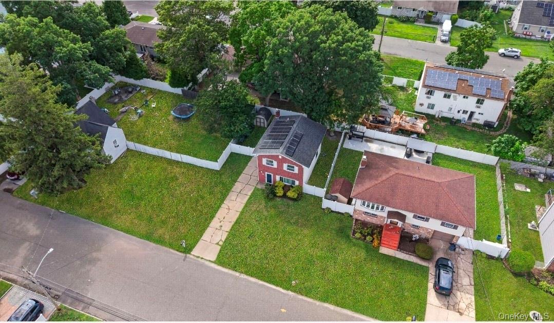 60 Lincoln Avenue Property Photo 38