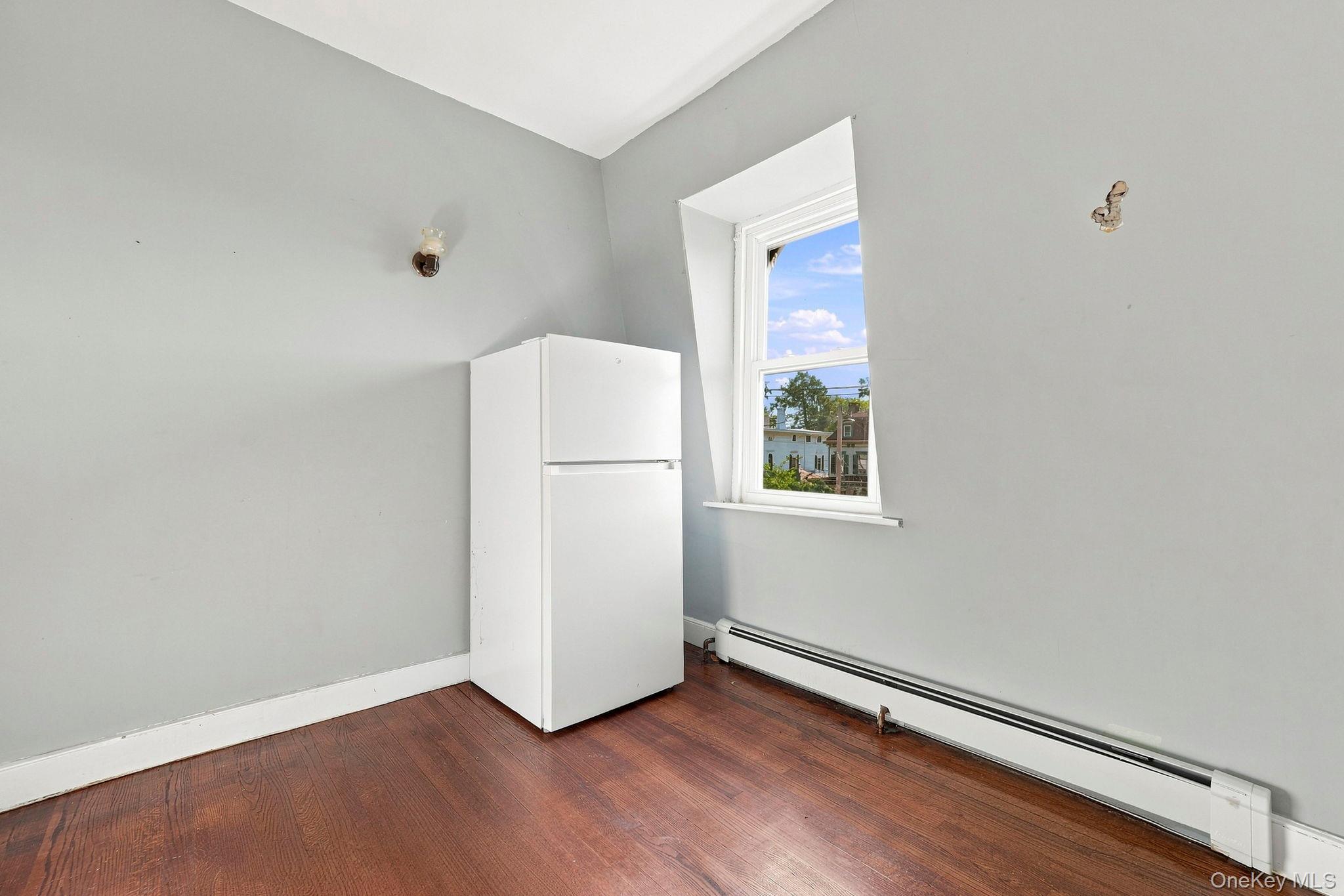 86 S Hamilton Property Photo 11