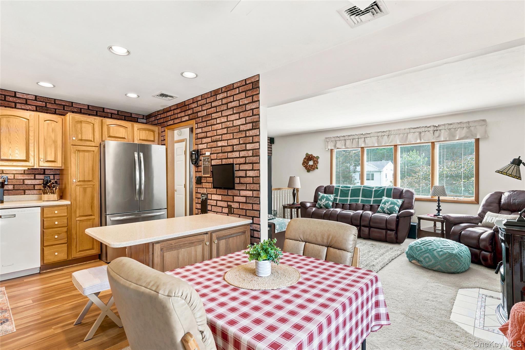355 Sprout Brook Road Property Photo 10