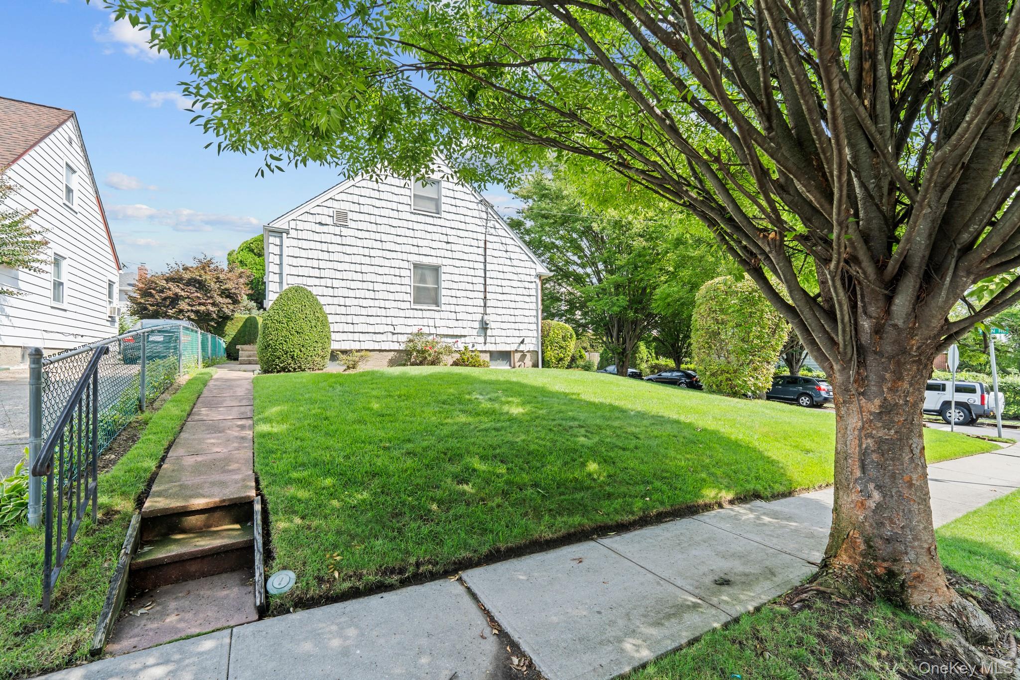 18 Lynton Road Property Photo 3