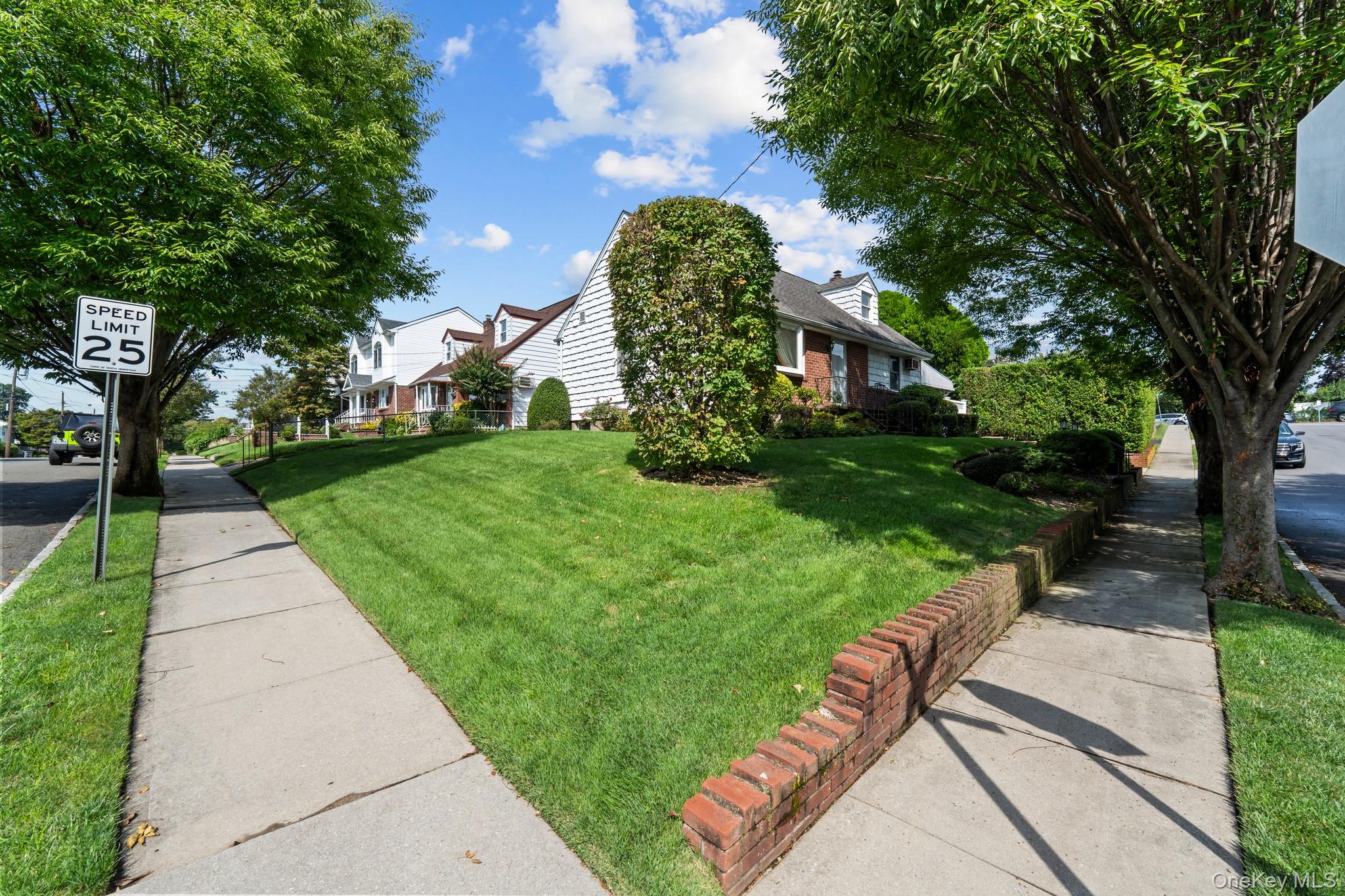 18 Lynton Road Property Photo 4