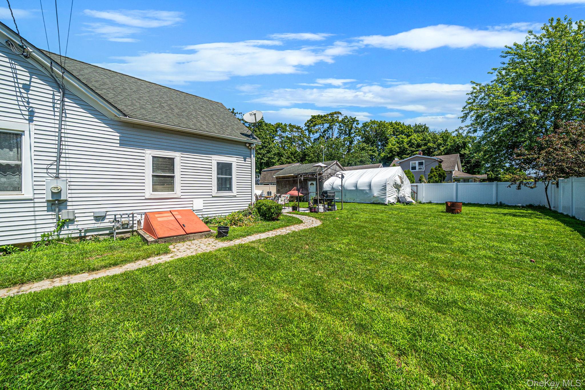 89 Avery Avenue Property Photo 22