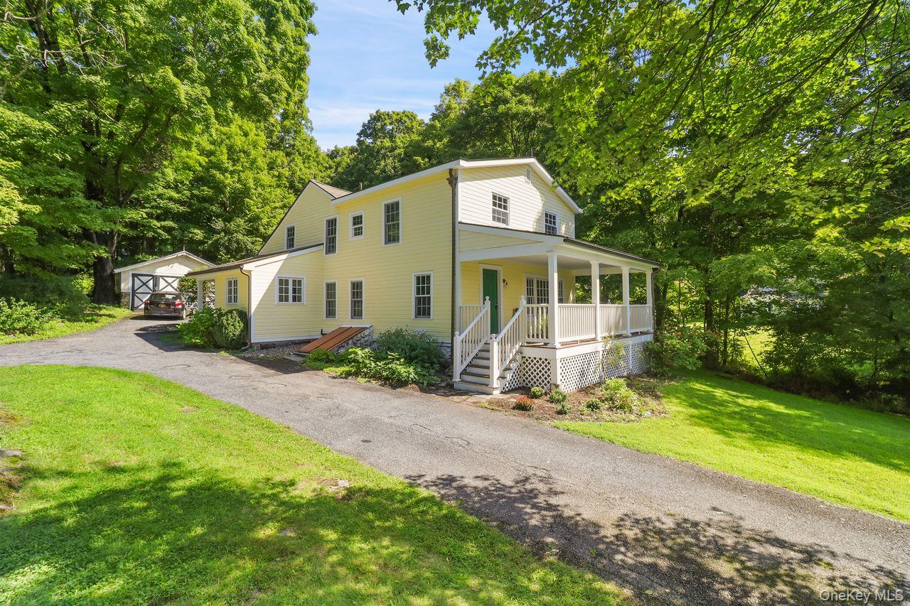 1059 Hanover Street Property Photo 3
