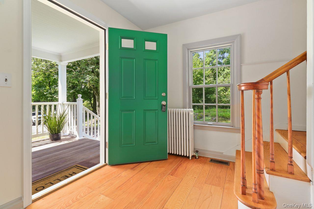 1059 Hanover Street Property Photo 6