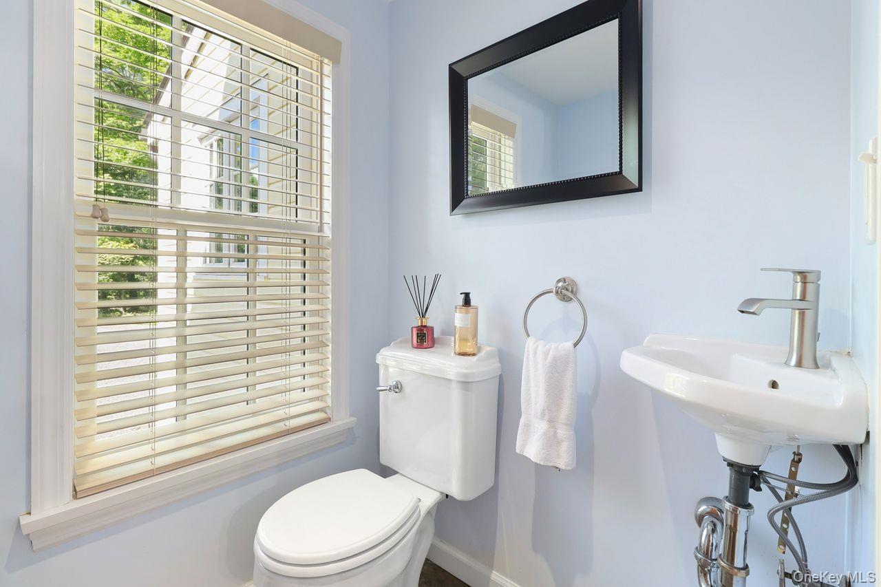 1059 Hanover Street Property Photo 25