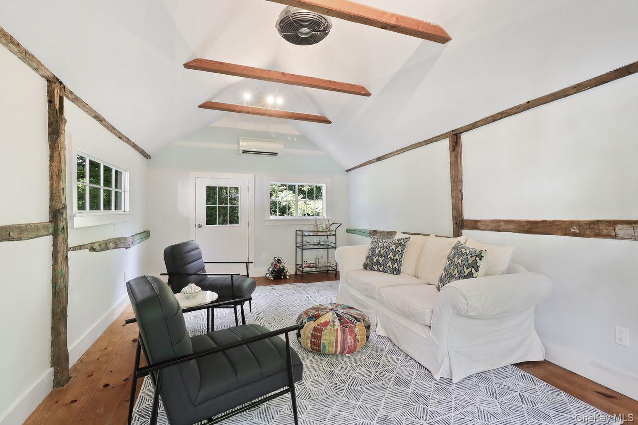 1059 Hanover Street Property Photo 39