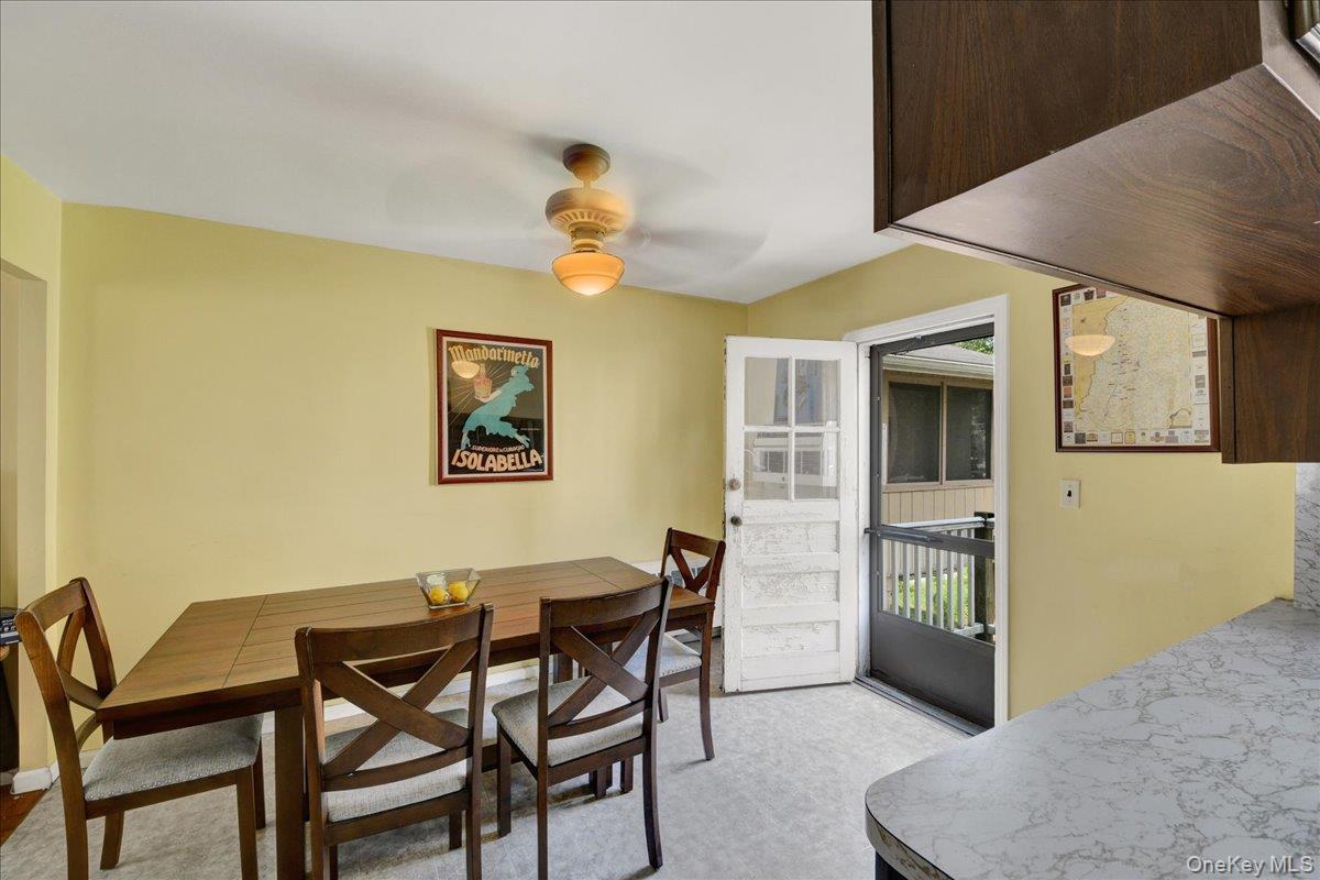 3015 Waterbury Avenue Property Photo 7