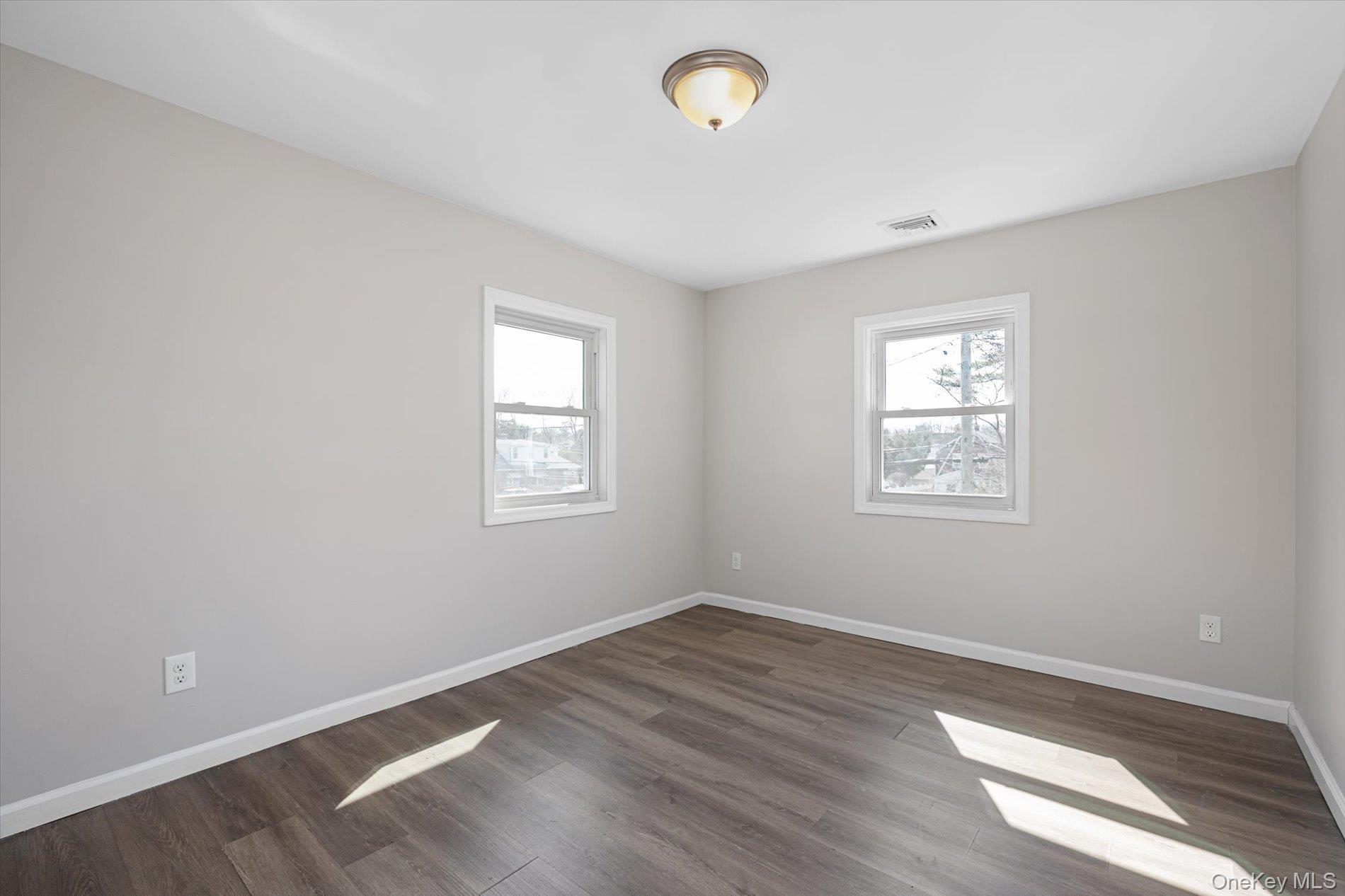 8 E 14th Street Property Photo 4