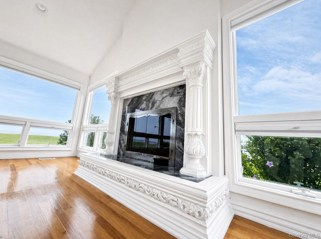 170 S Penataquit Avenue Property Photo 13