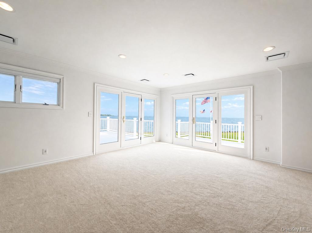 170 S Penataquit Avenue Property Photo 32