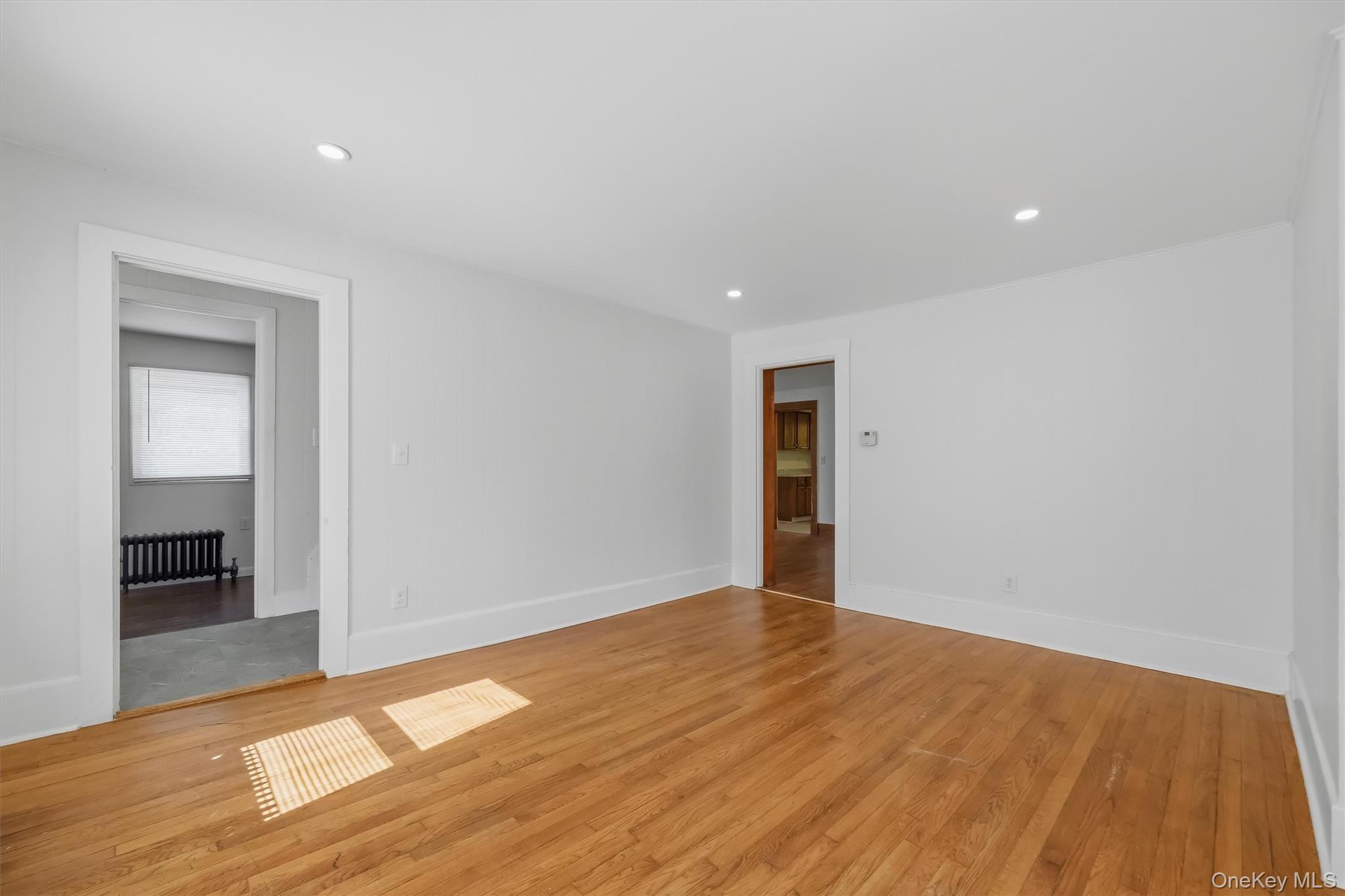 212 Center Street Property Photo 15