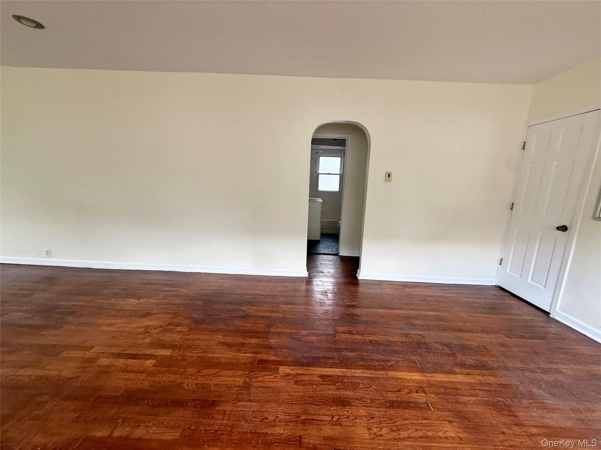175 S Brookside Avenue Property Photo 11