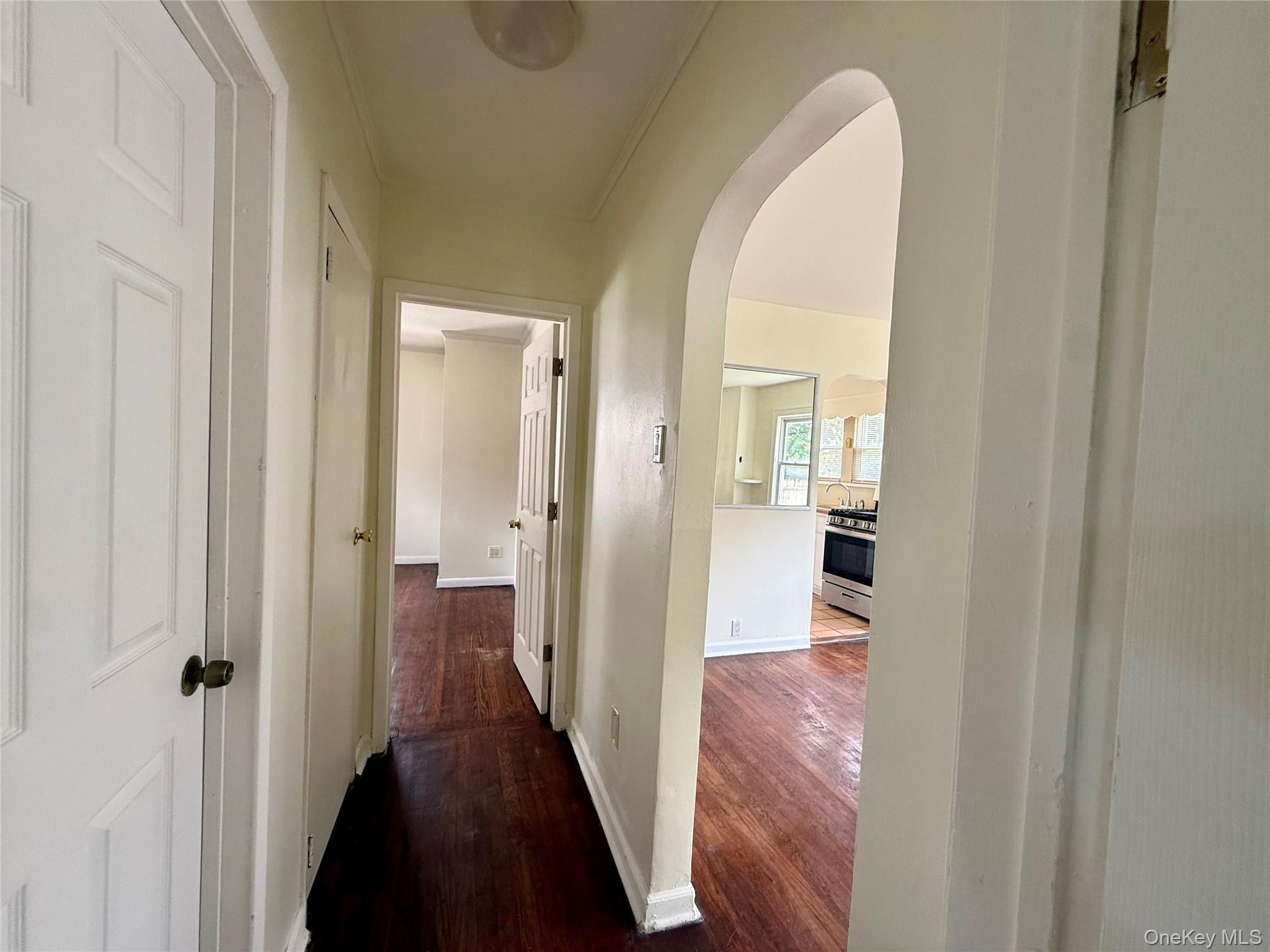 175 S Brookside Avenue Property Photo 16