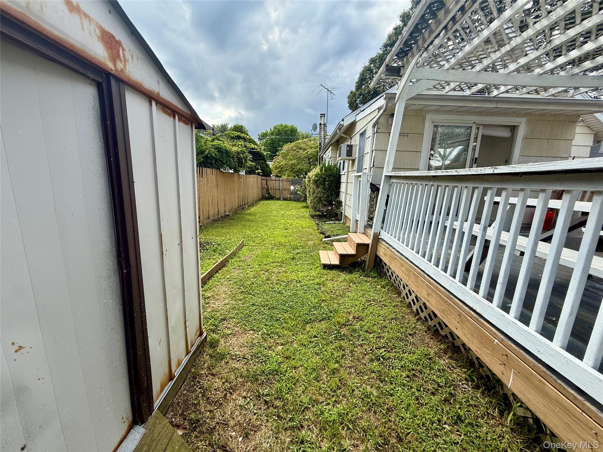 175 S Brookside Avenue Property Photo 31