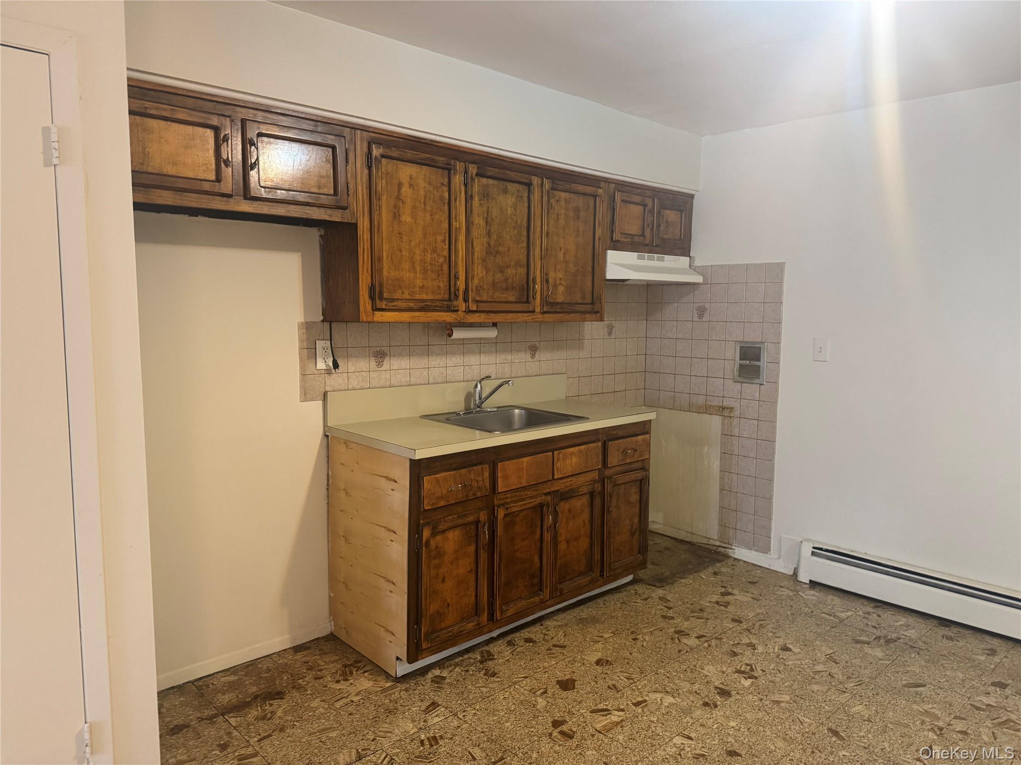 3637 Olinville Avenue Property Photo 8
