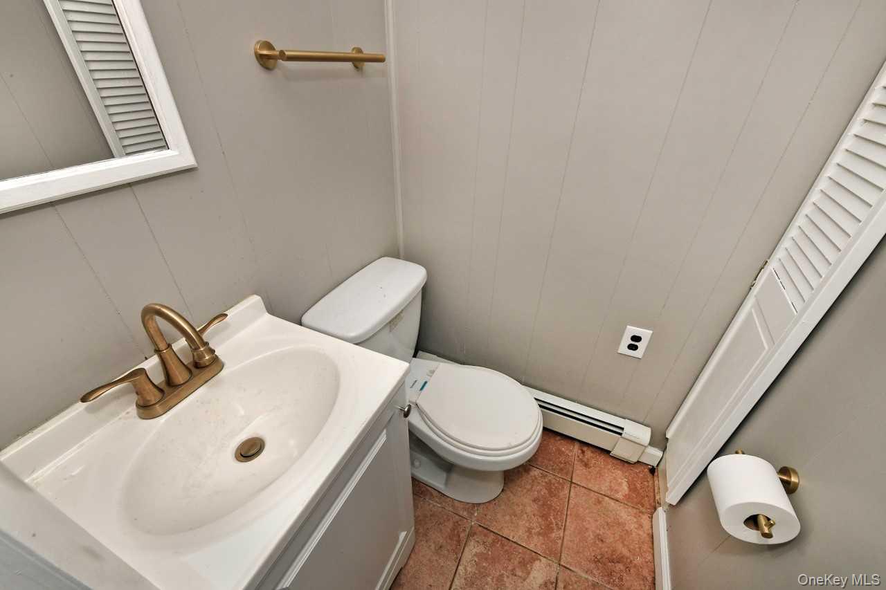 18 Shelter Hill Road Property Photo 18