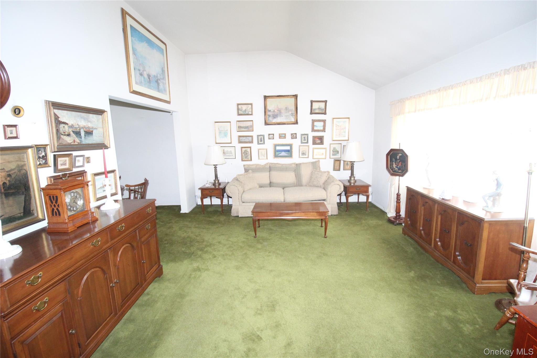 42 Foster Avenue Property Photo 7