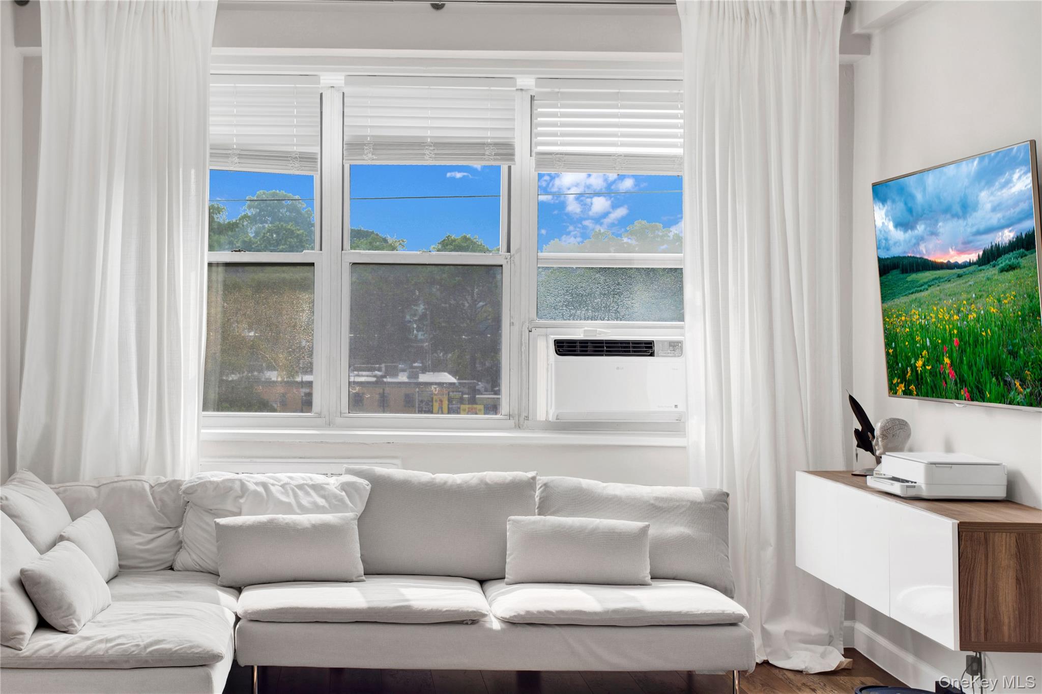 365 Bronx River Road 1f Property Photo 5