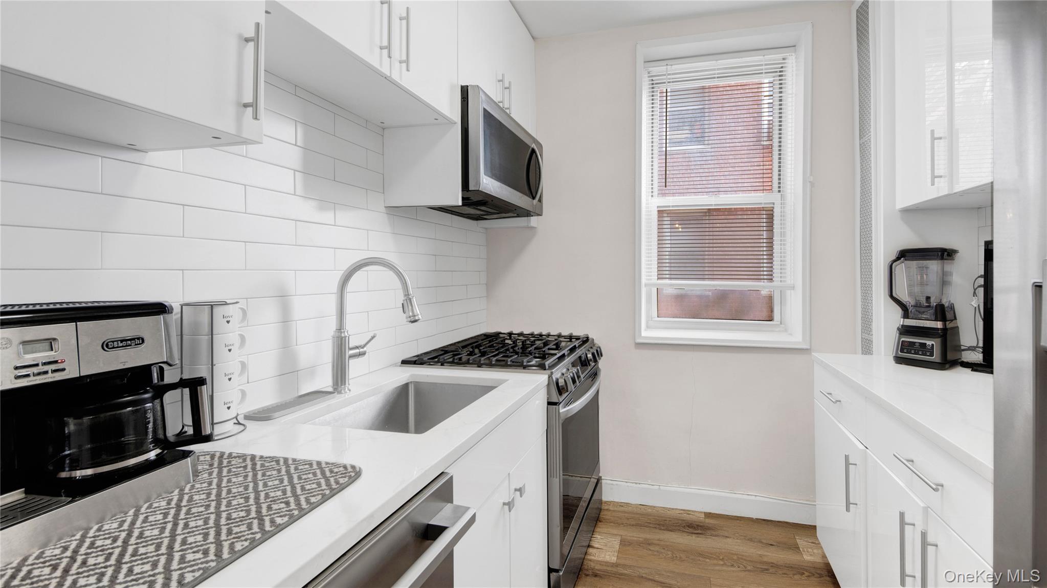 365 Bronx River Road 1f Property Photo 12