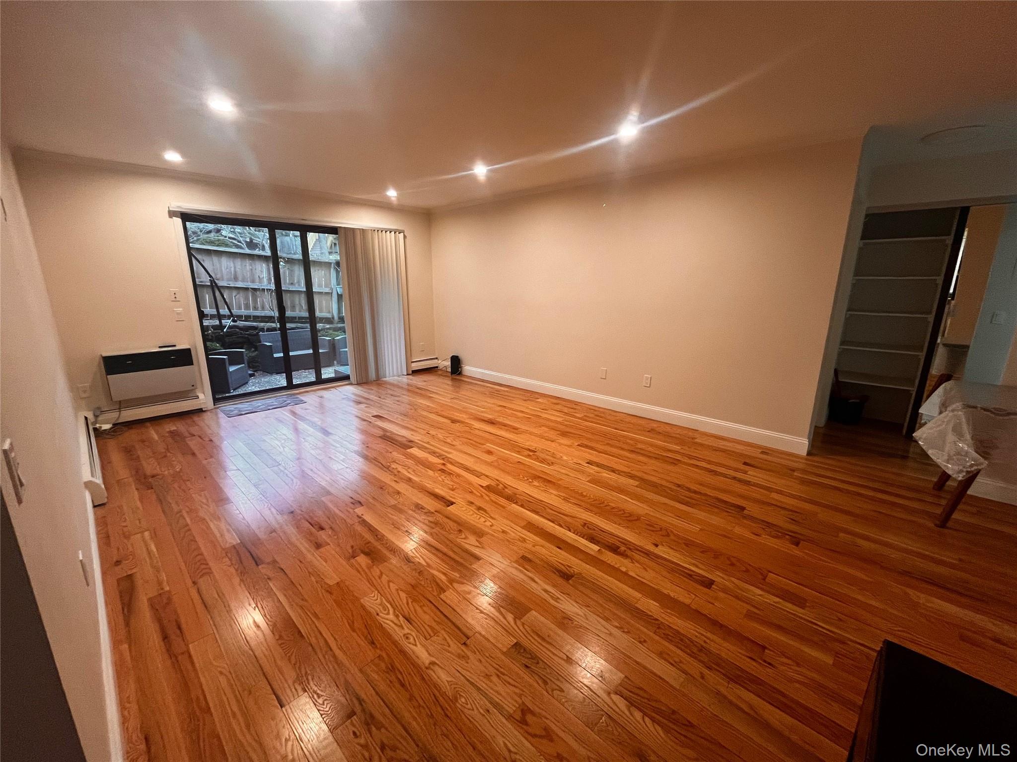 28 Hillside Terrace F Property Photo 3
