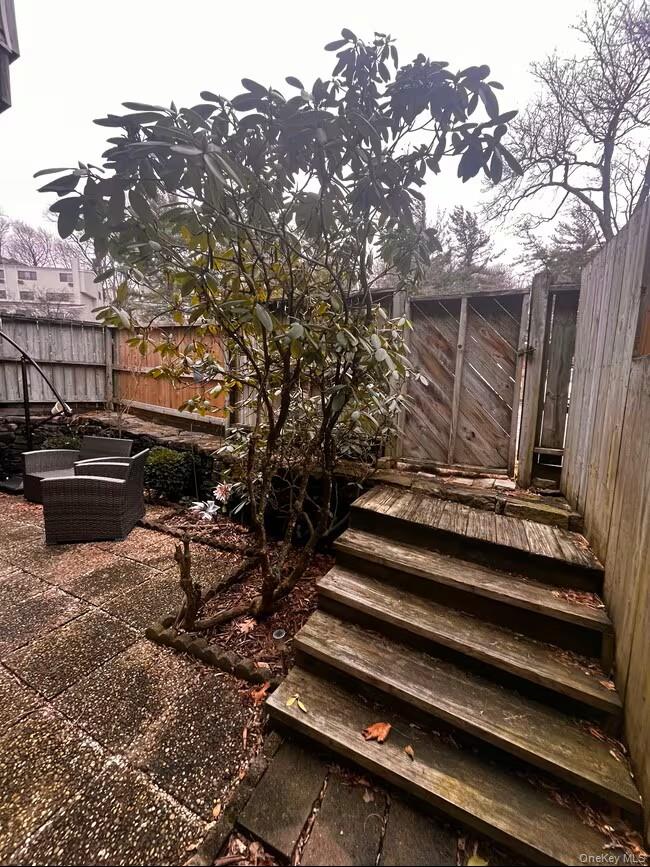 28 Hillside Terrace F Property Photo 11