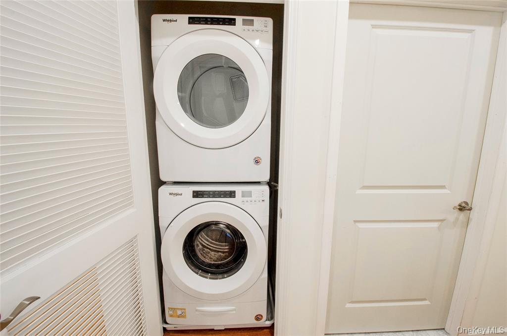 260 W Main Street 6 Property Photo 13
