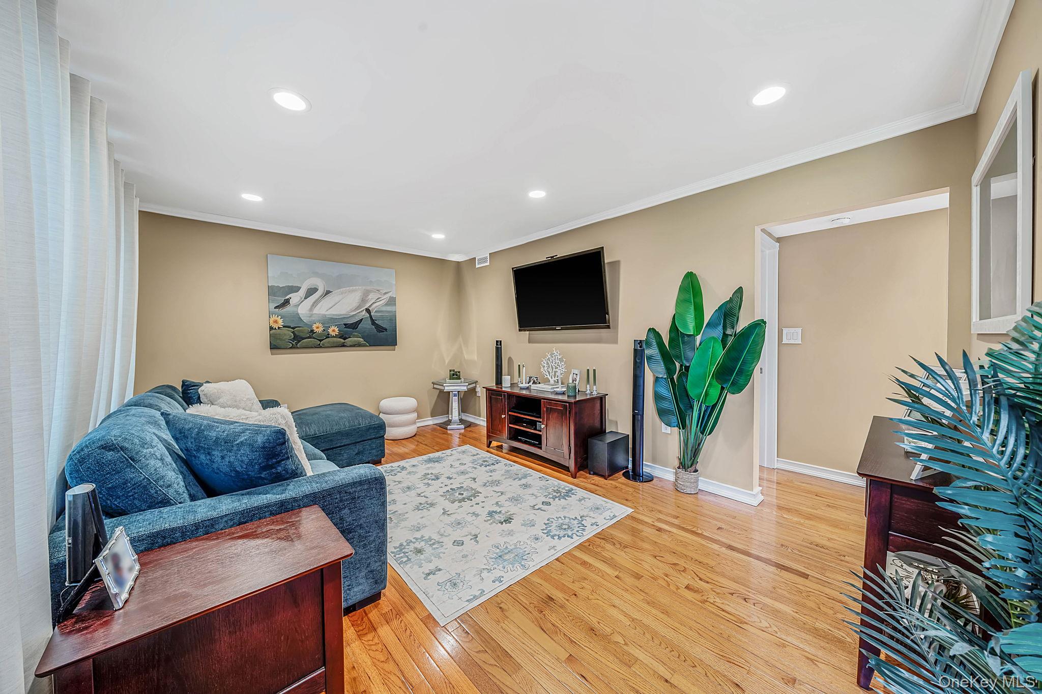178 Chamberlin Street Property Photo 3