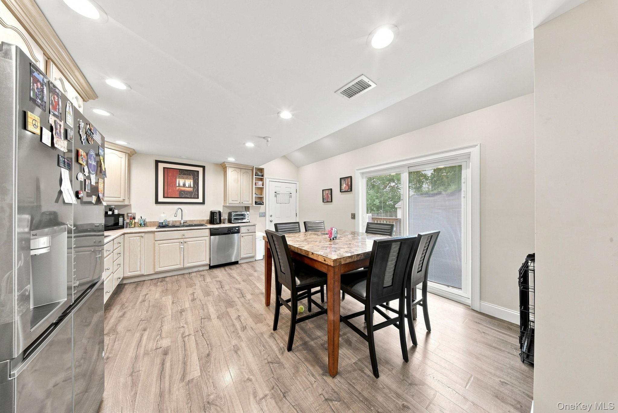 8 Nelson Street Property Photo 15